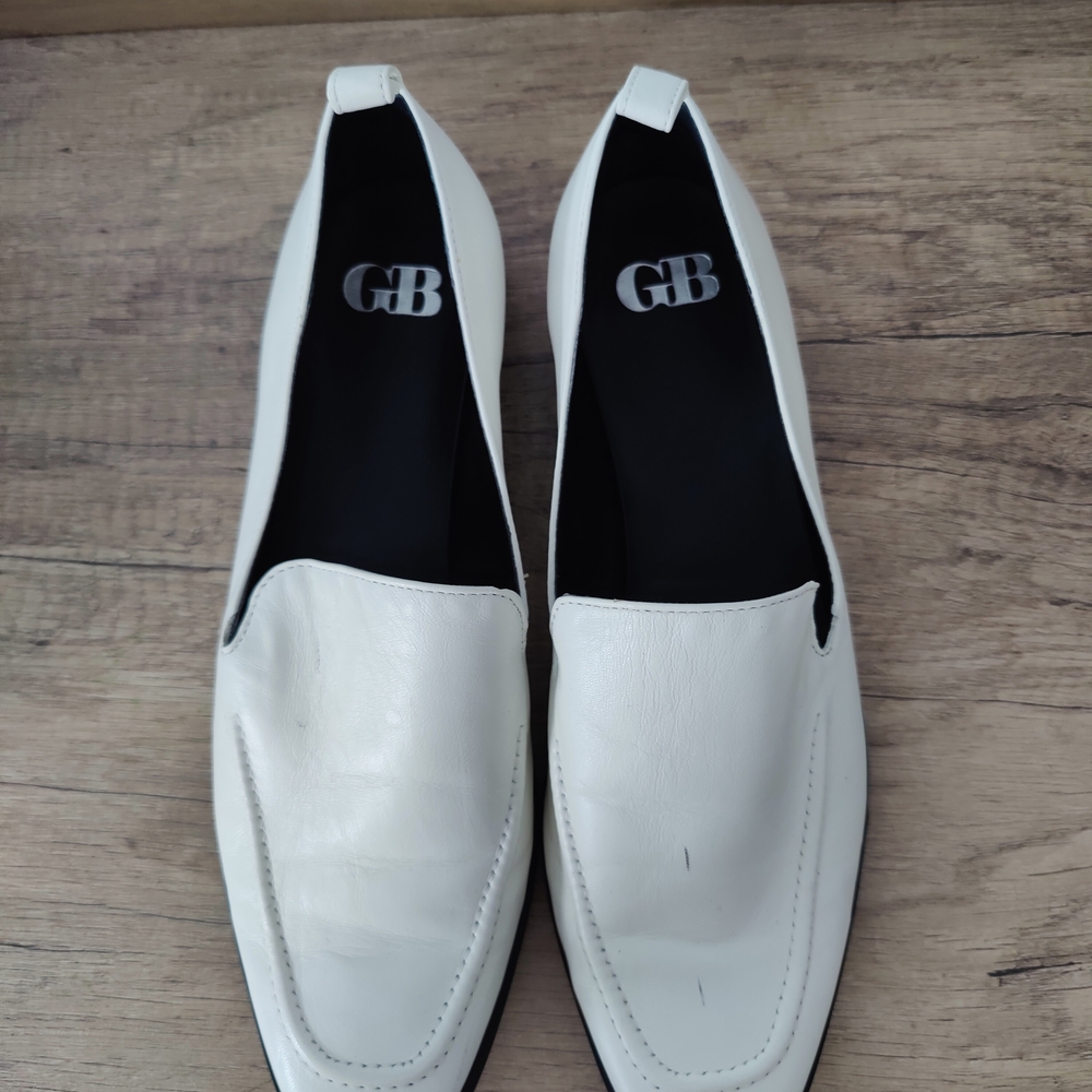 Gianni Bini Classic White Men's Slip-Ons